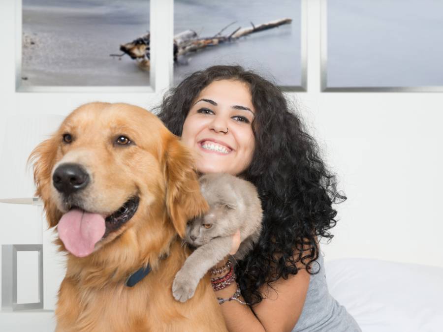 women holding the pet